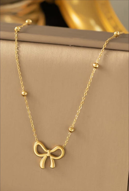 Bow necklace
