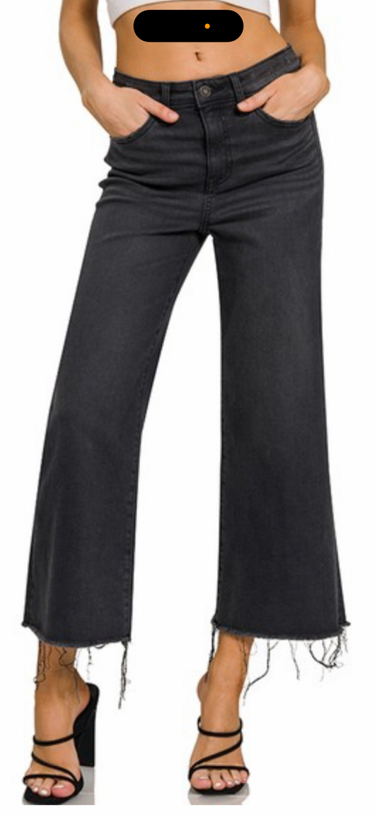 The Henley Jean -solid black
