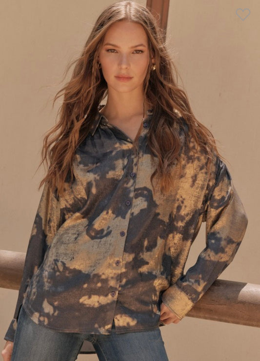 GOLDEN METALLIC BUTTON UP