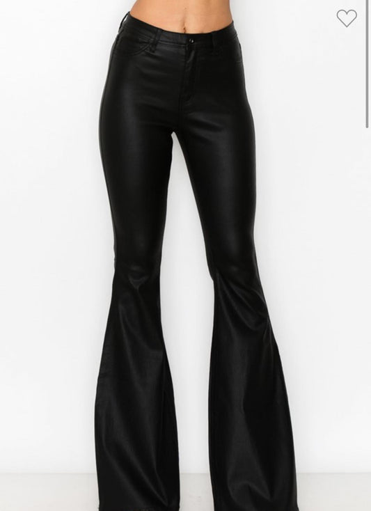 Shiny black pant